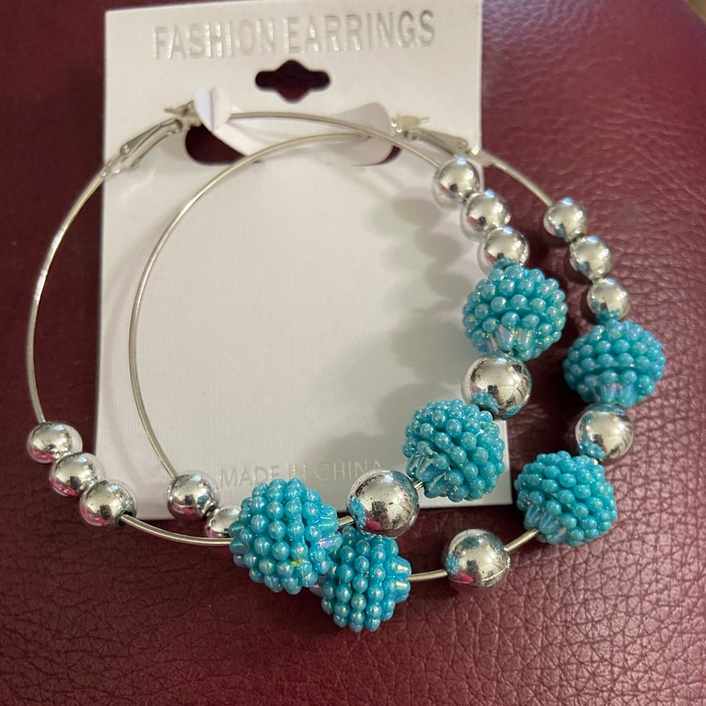 NWT Large Blue 💙 & Silver Hoop Earrings.